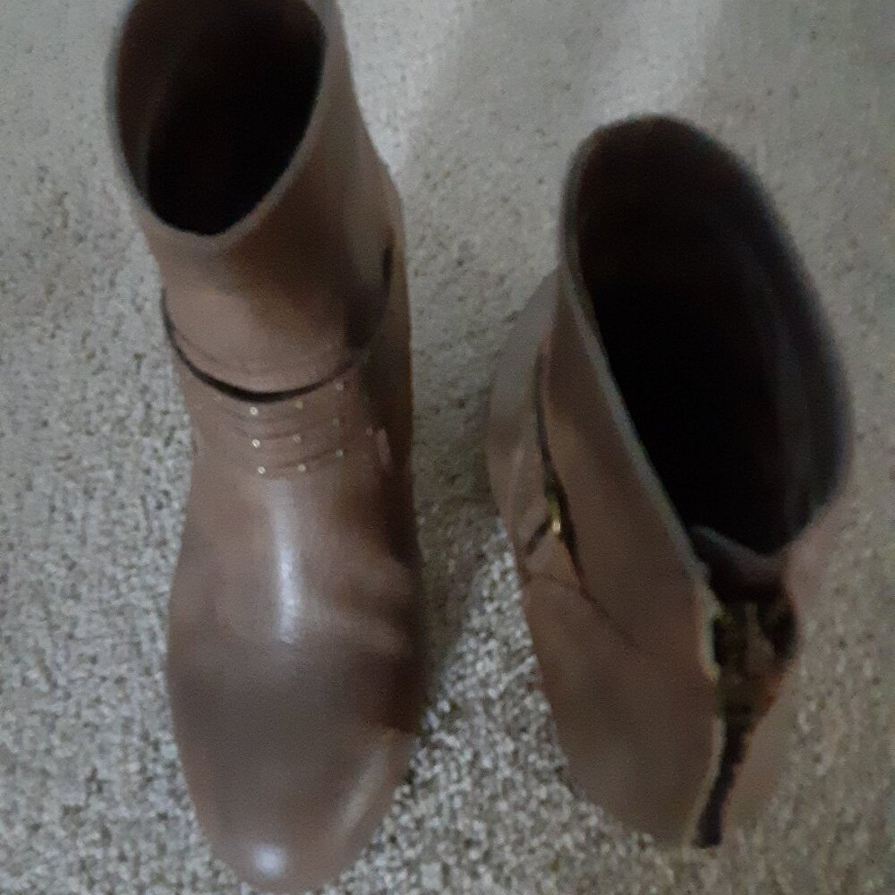 leather ankle boots